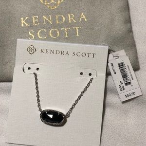Kendra Scott necklace